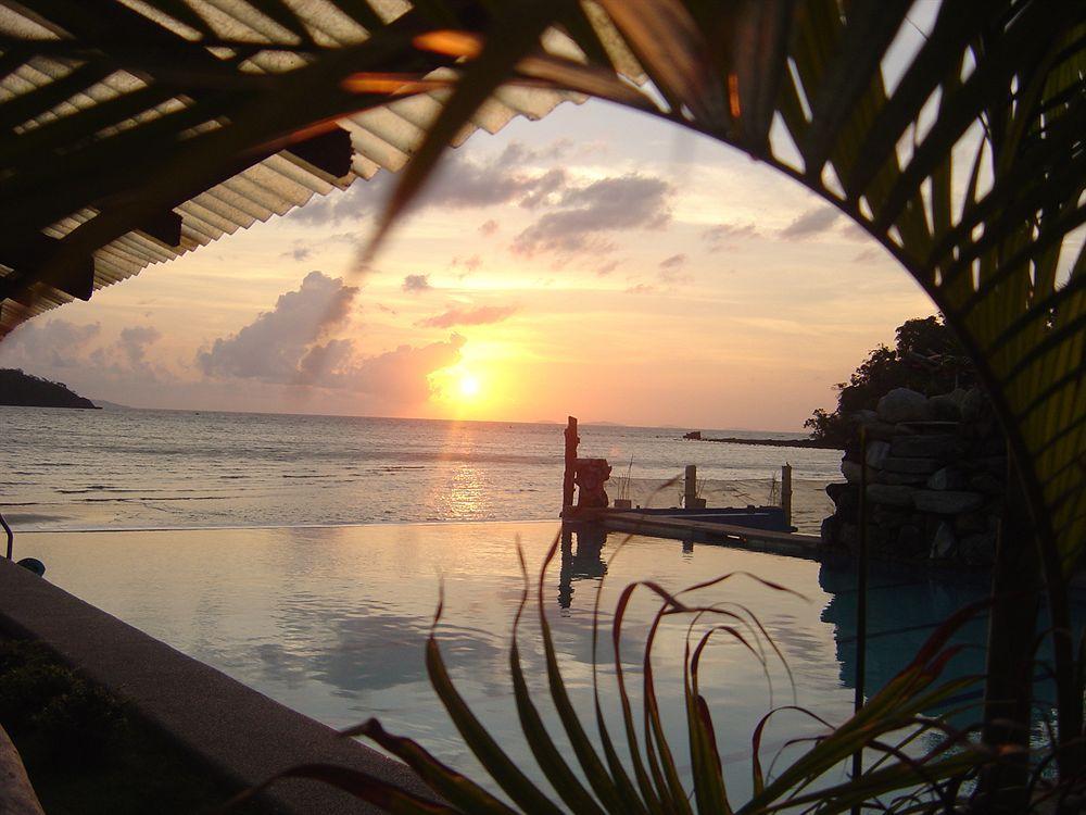 Nirvana Resort Puerto Galera Extérieur photo