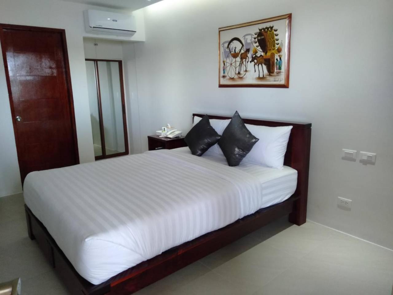 Nirvana Resort Puerto Galera Extérieur photo