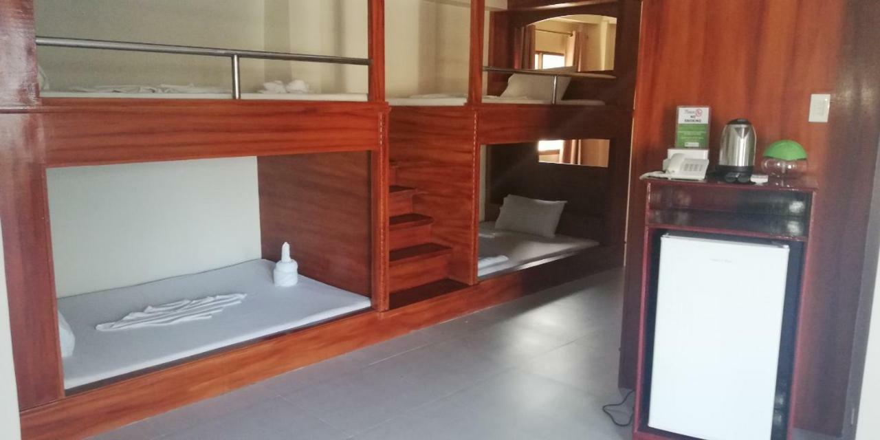 Nirvana Resort Puerto Galera Extérieur photo