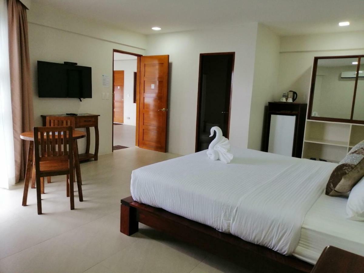 Nirvana Resort Puerto Galera Extérieur photo