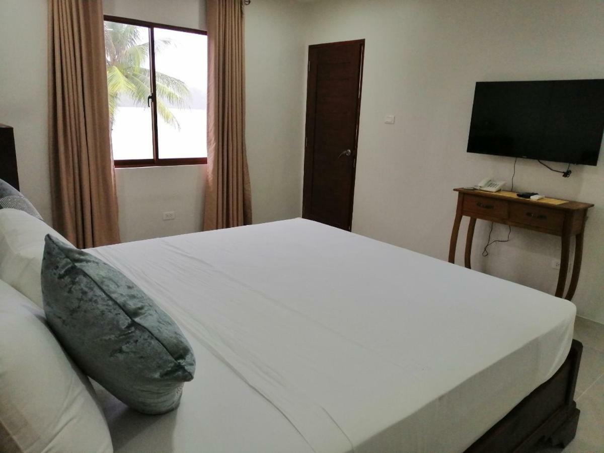 Nirvana Resort Puerto Galera Extérieur photo