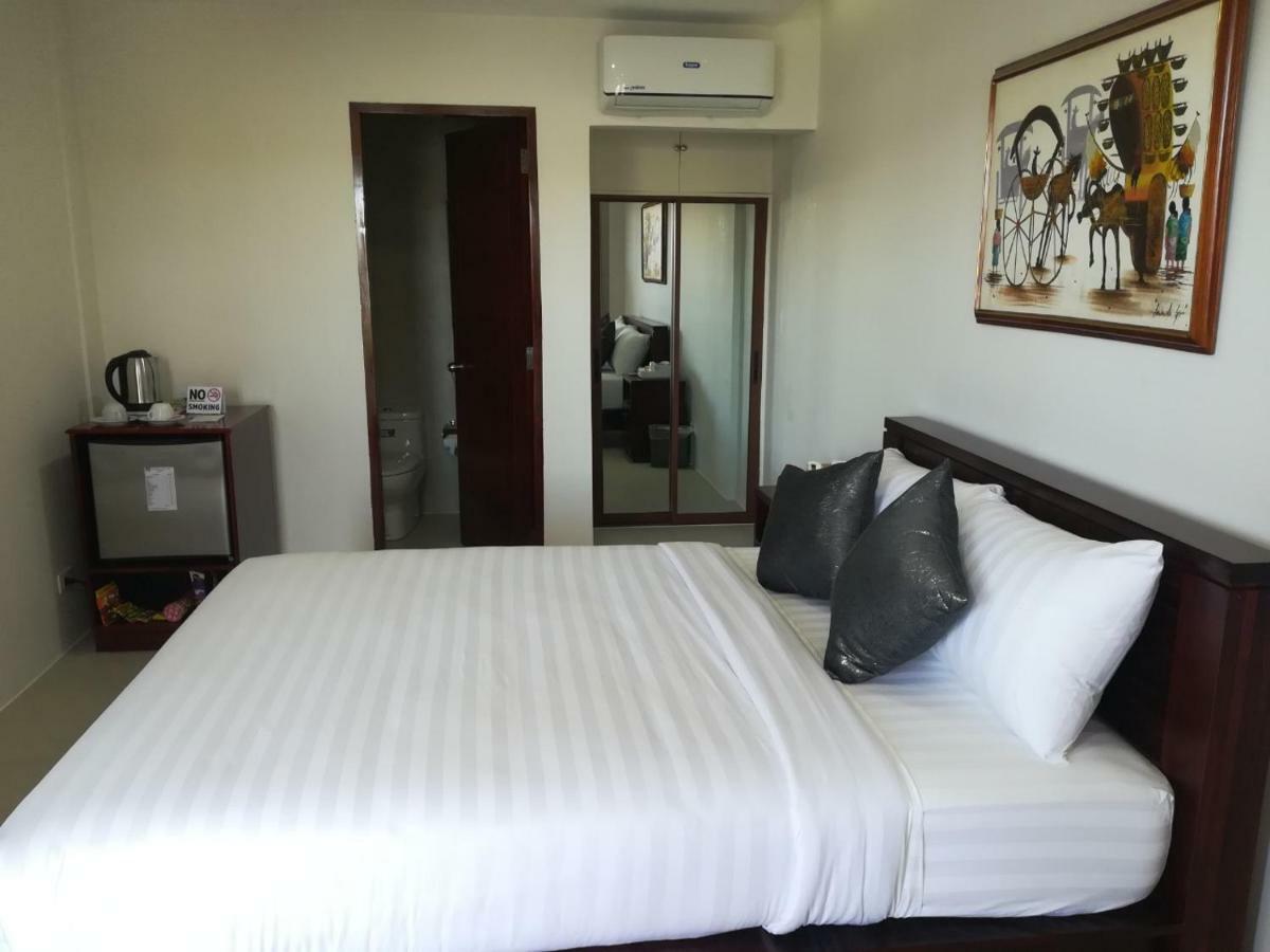 Nirvana Resort Puerto Galera Extérieur photo